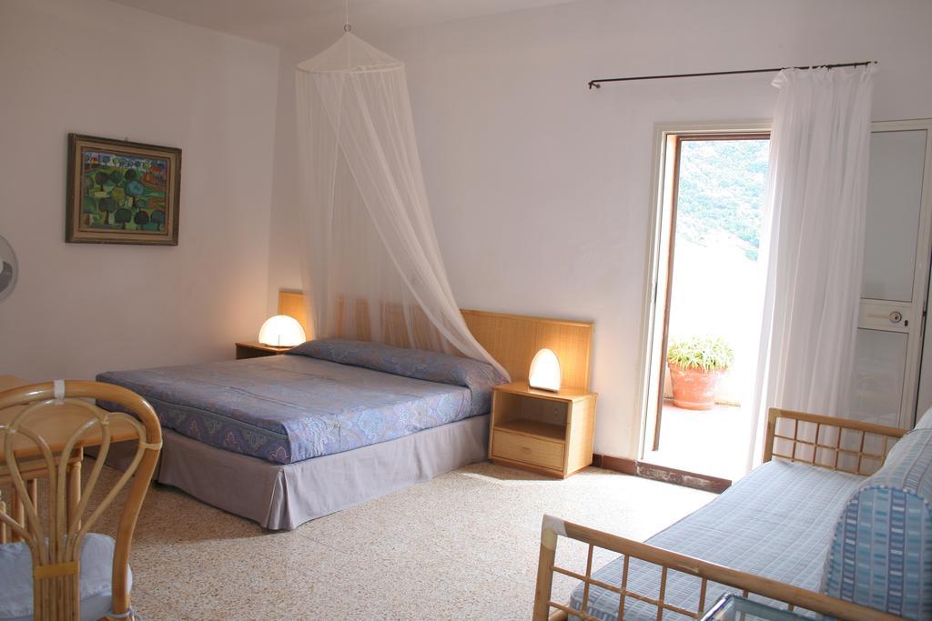 Hotel Bel Tramonto Marciana Szoba fotó